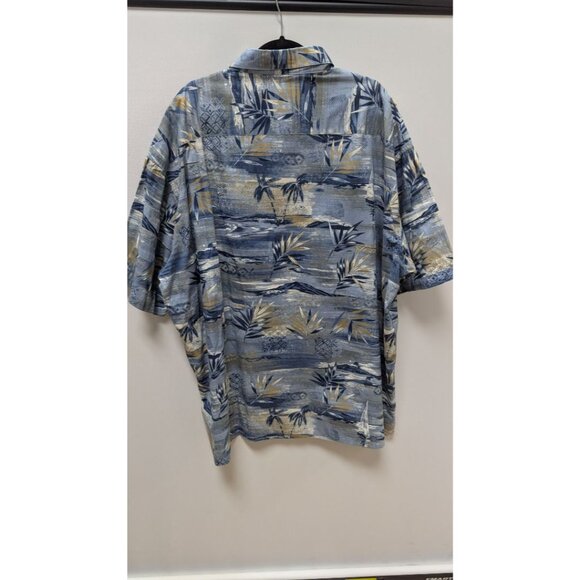 pierre cardin Blue Palm Short-Sleeve Button-Down Shirt - Picture 2 of 2